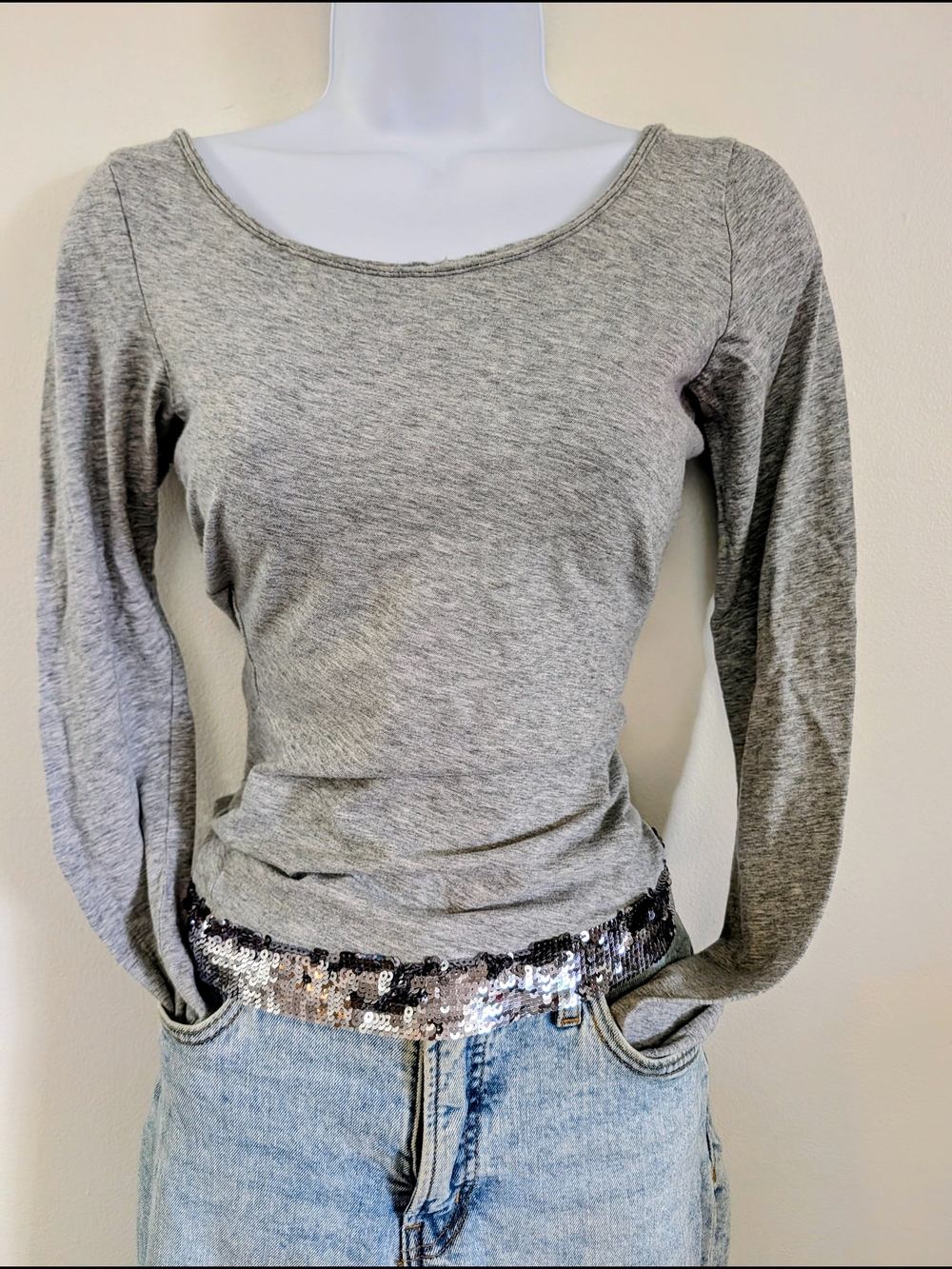 Express Gray Long-Sleeve Scoop Neck Top with Sequin Hem